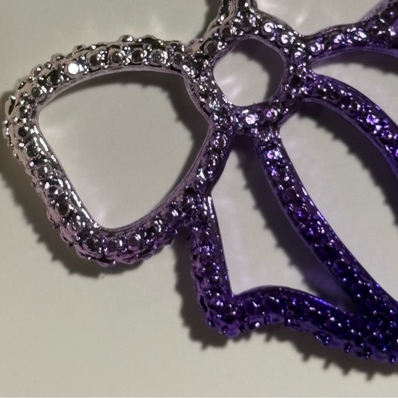 NIB Betsey Johnson Silver and Purple Bow Charm / Key Fob - Picture 5 of 5